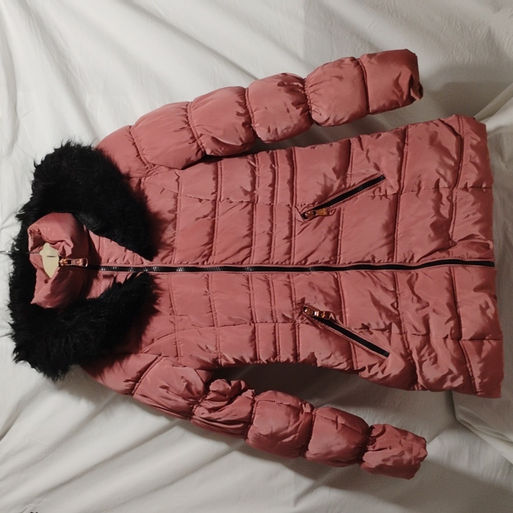 Celsius Premium Winer Coat W Hood Sz.S Gently Worn
